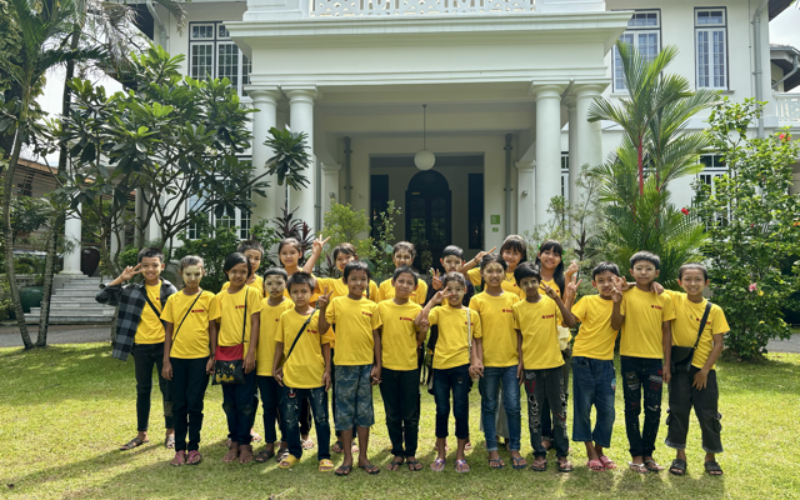 Mantas & Mobula Rays Talk by Myanmar Ocean Project