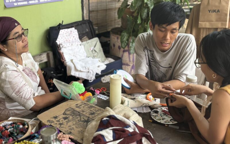 Repair Tour – Textile
